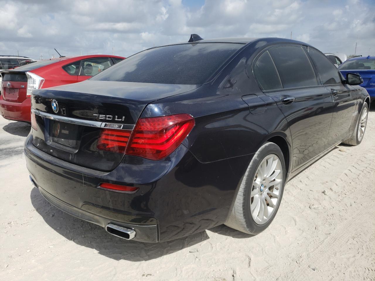 Photo 4 from auction – 2013 BMW 750 LI with VIN WBAYE8C56DD134002