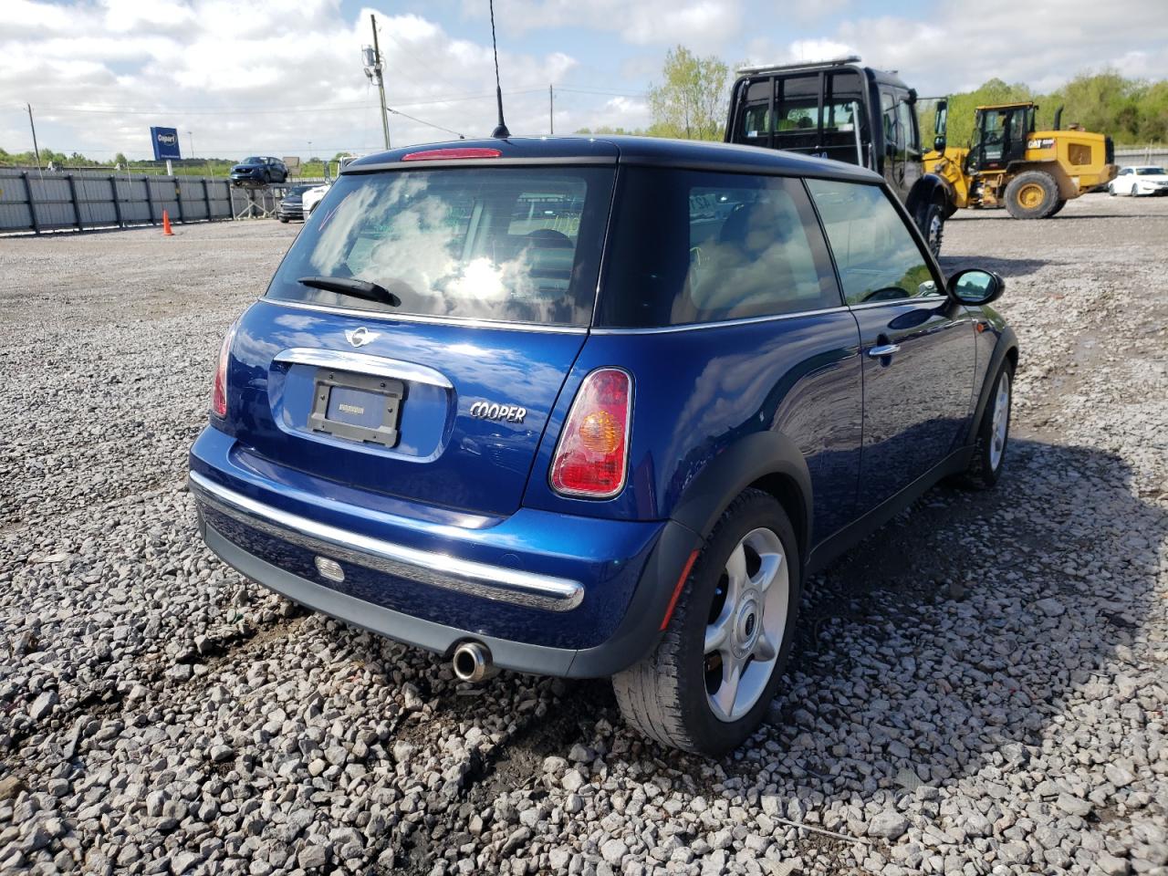 Photo 4 from auction – 2003 MINI COOPER with VIN WMWRC33493TE18669