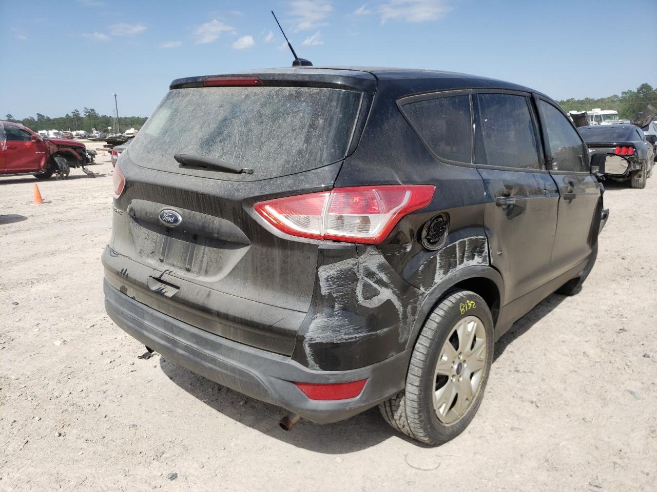 Photo 4 from auction – 2013 FORD ESCAPE S with VIN 1FMCU0F7XDUA16867