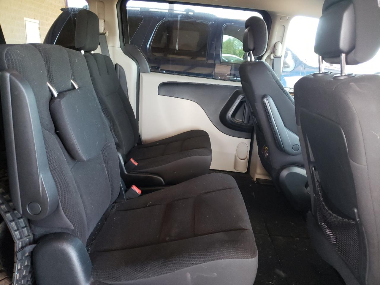 Photo 6 from auction – 2017 DODGE GRAND CARA with VIN 2C4RDGBG0HR789492