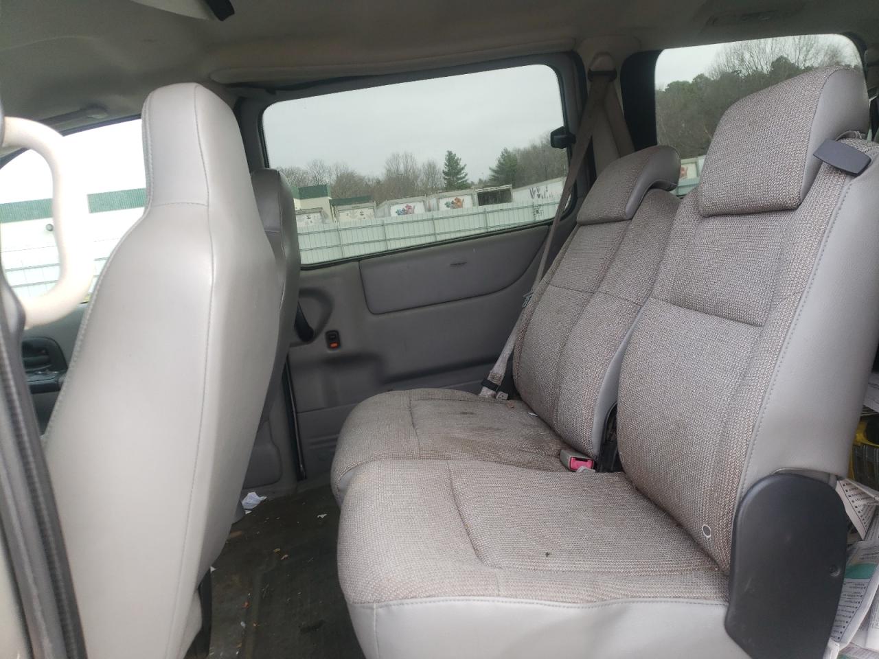 Photo 6 from auction – 2004 CHEVROLET VENTURE with VIN 1GNDX03E94D206721