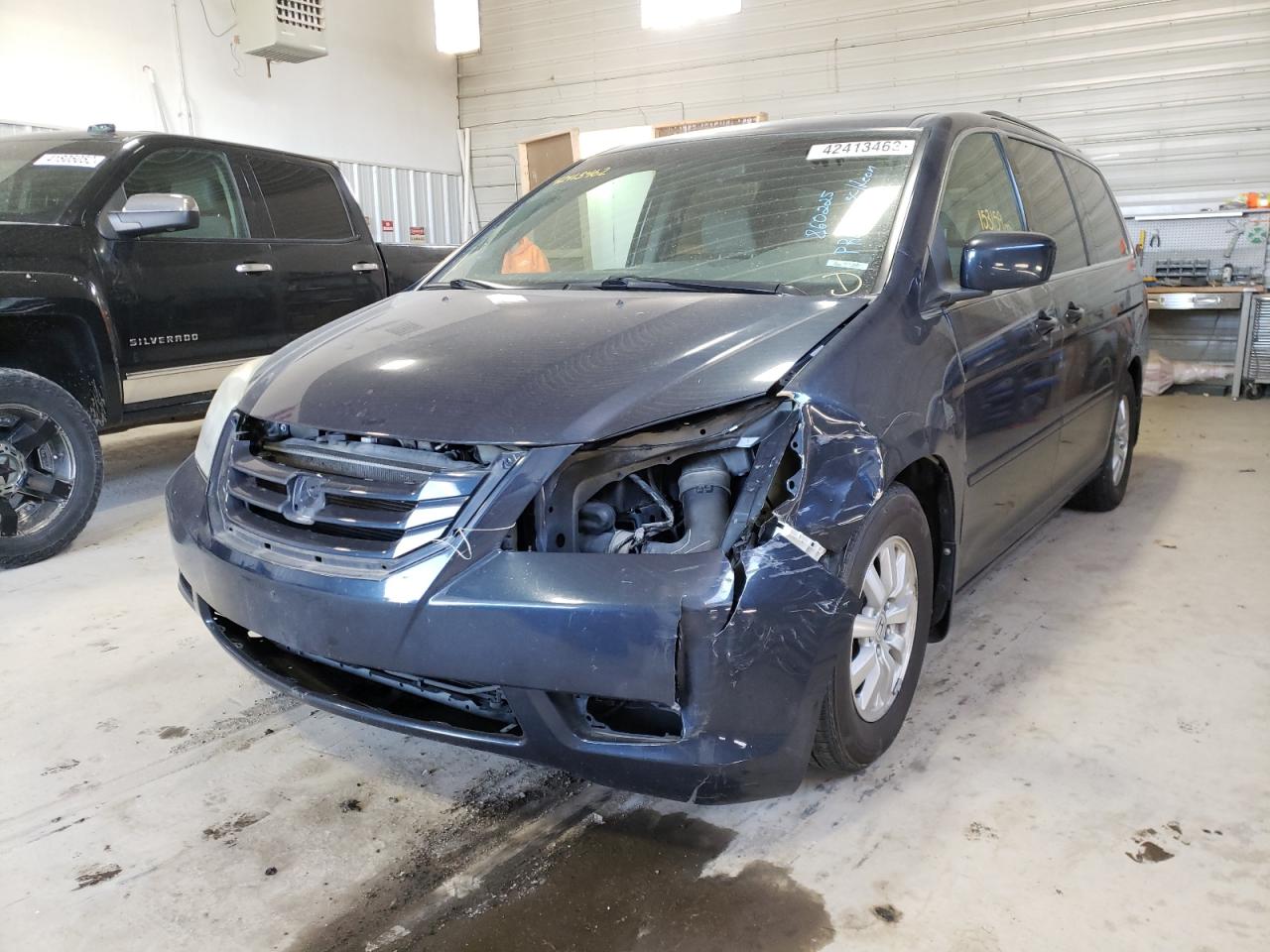 Photo 2 from auction – 2009 HONDA ODYSSEY EX with VIN 5FNRL384X9B026529