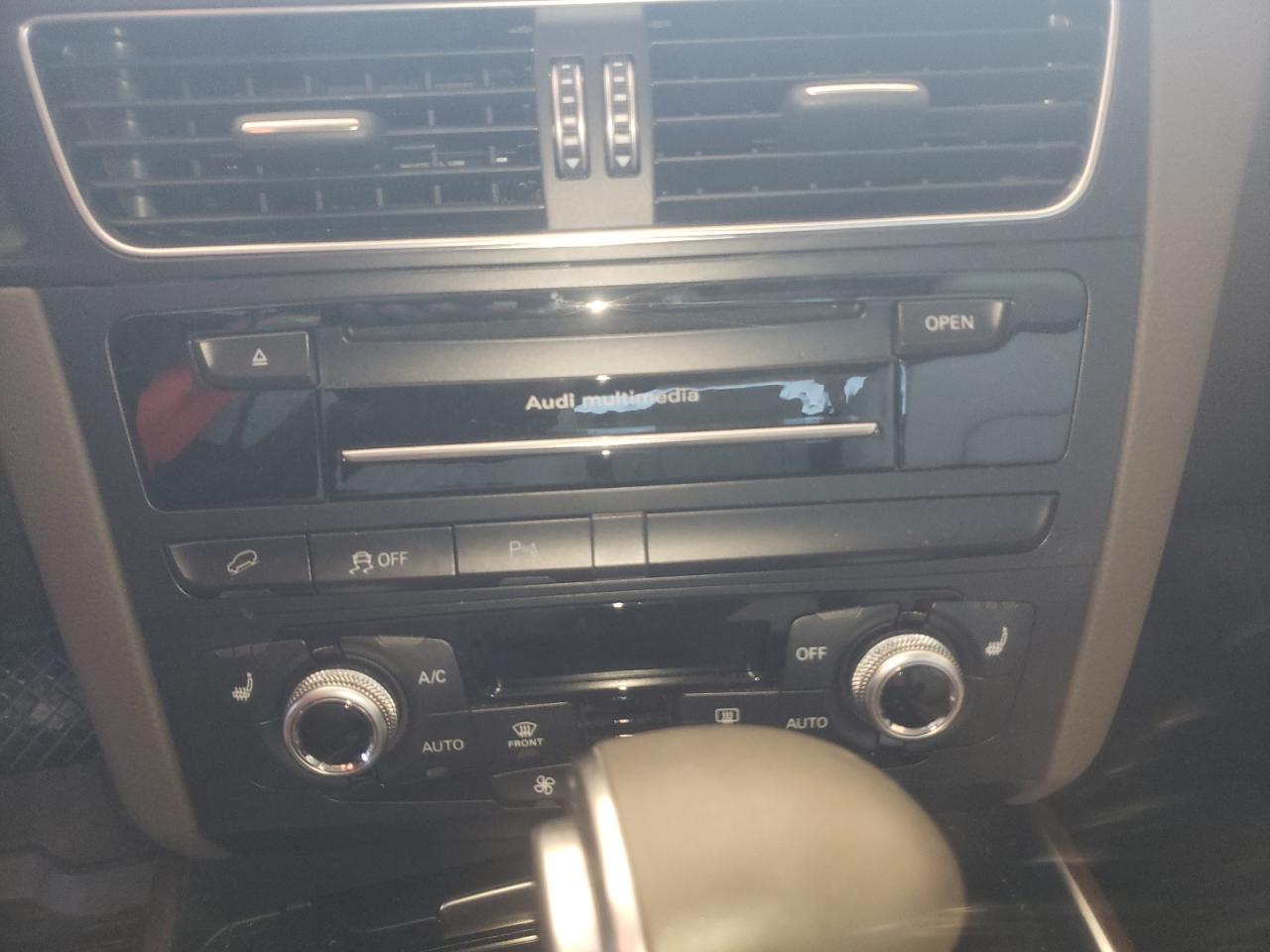 Photo 9 from auction – 2016 AUDI Q5 PREMIUM with VIN WA1L2AFPXGA141450