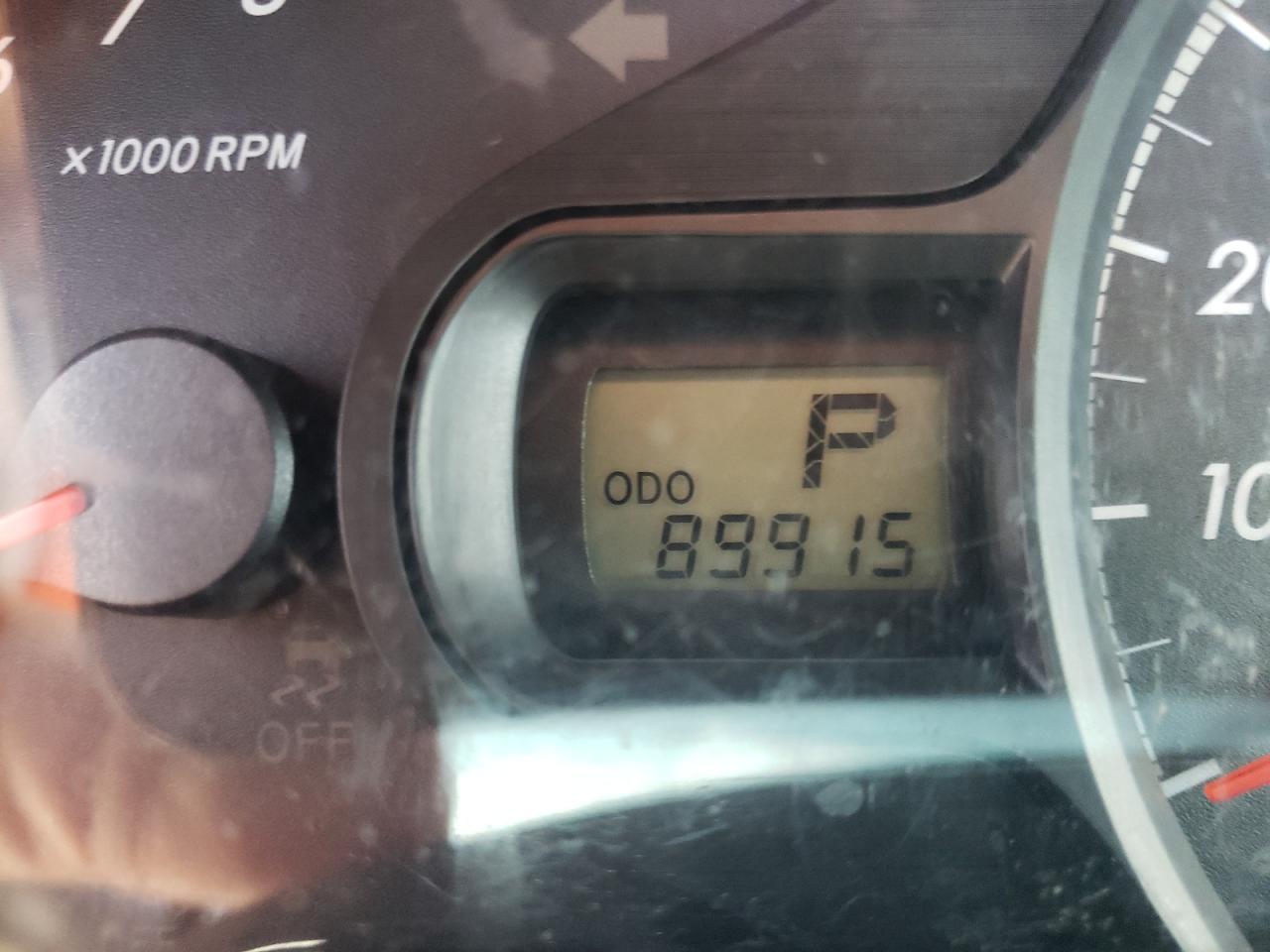 Photo 8 from auction – 2012 TOYOTA SIENNA LE with VIN 5TDKK3DC1CS279811