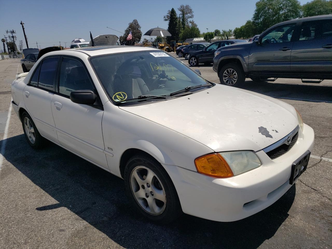 MAZDA PROTEGE ES 2000 with VIN JM1BJ2231Y0254904 - Photo from auction