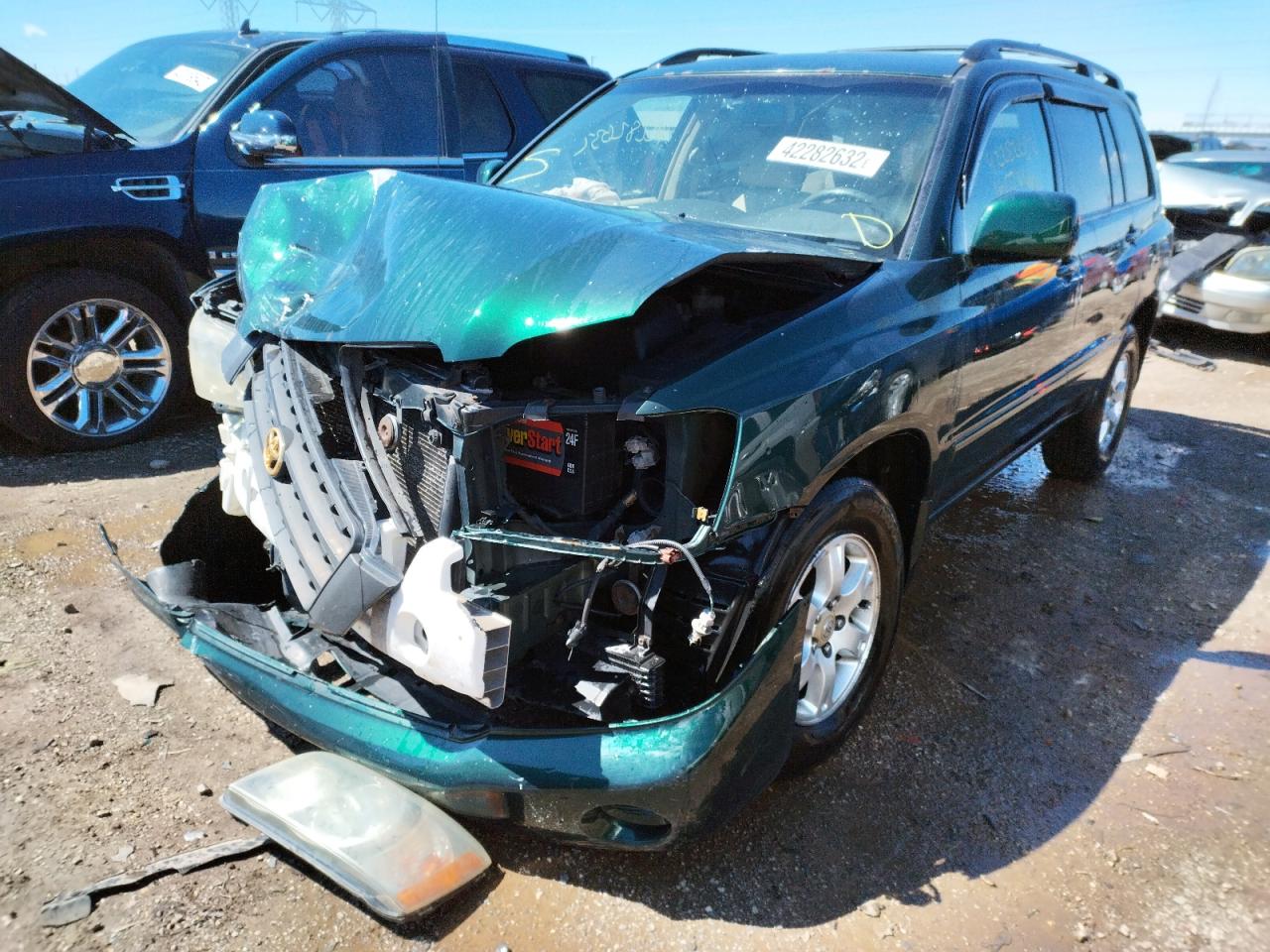 Photo 2 from auction – 2001 TOYOTA HIGHLANDER with VIN JTEHF21A010023571
