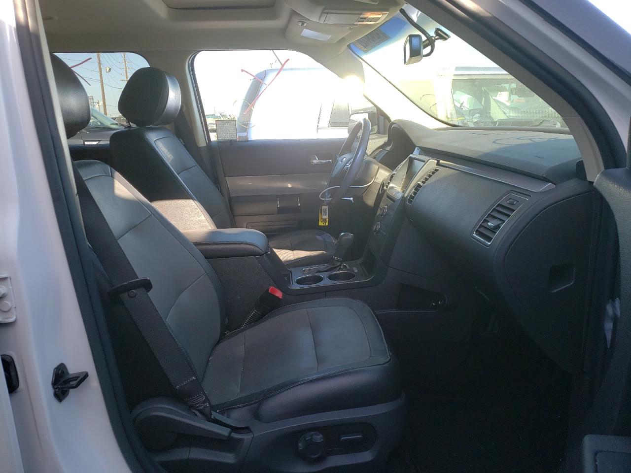Photo 5 from auction – 2014 FORD FLEX SEL with VIN 2FMGK5C80EBD33579
