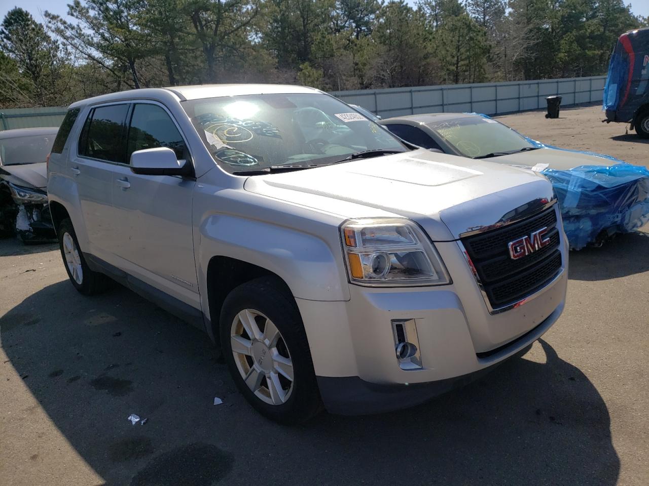 GMC TERRAIN SL 2013 with VIN 2GKALMEK4D6299233 - Photo from auction