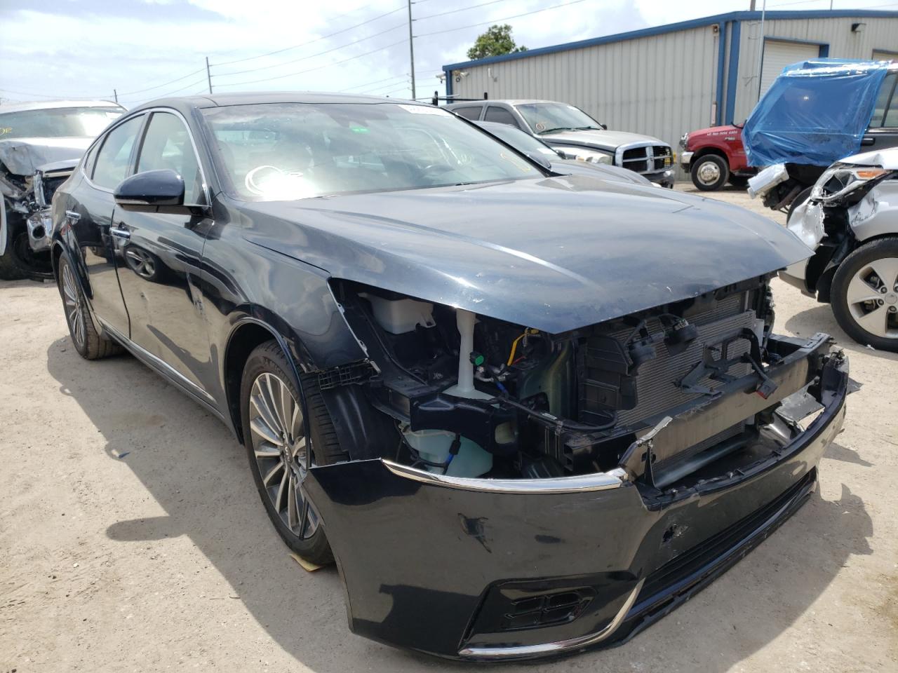 KIA CADENZA PR 2017 with VIN KNALC4J14H5073208 - Photo from auction