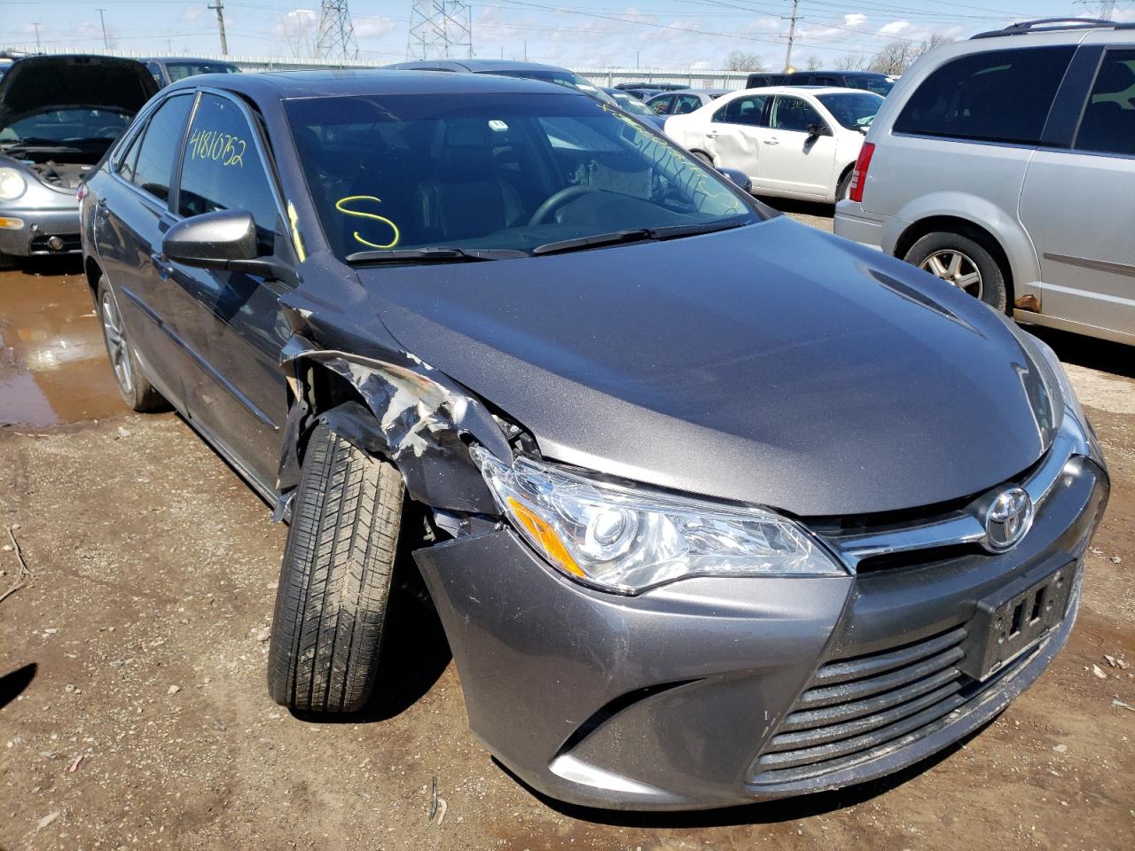 TOYOTA CAMRY LE 2017 with VIN 4T1BF1FK2HU740901 - Photo from auction