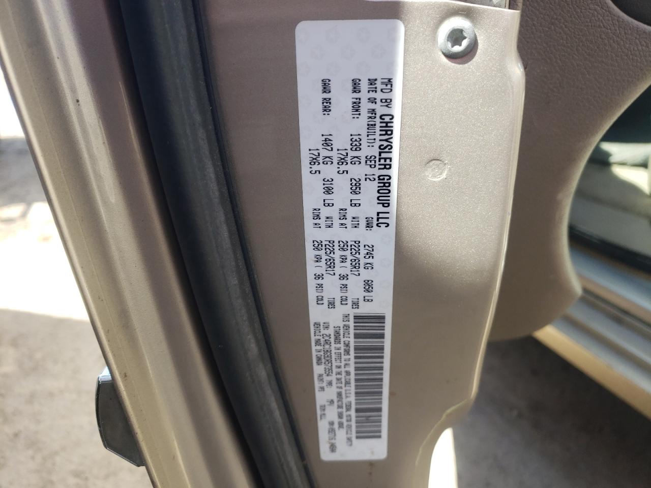 Photo 10 from auction – 2013 CHRYSLER TOWN & COU with VIN 2C4RC1BG9DR573554