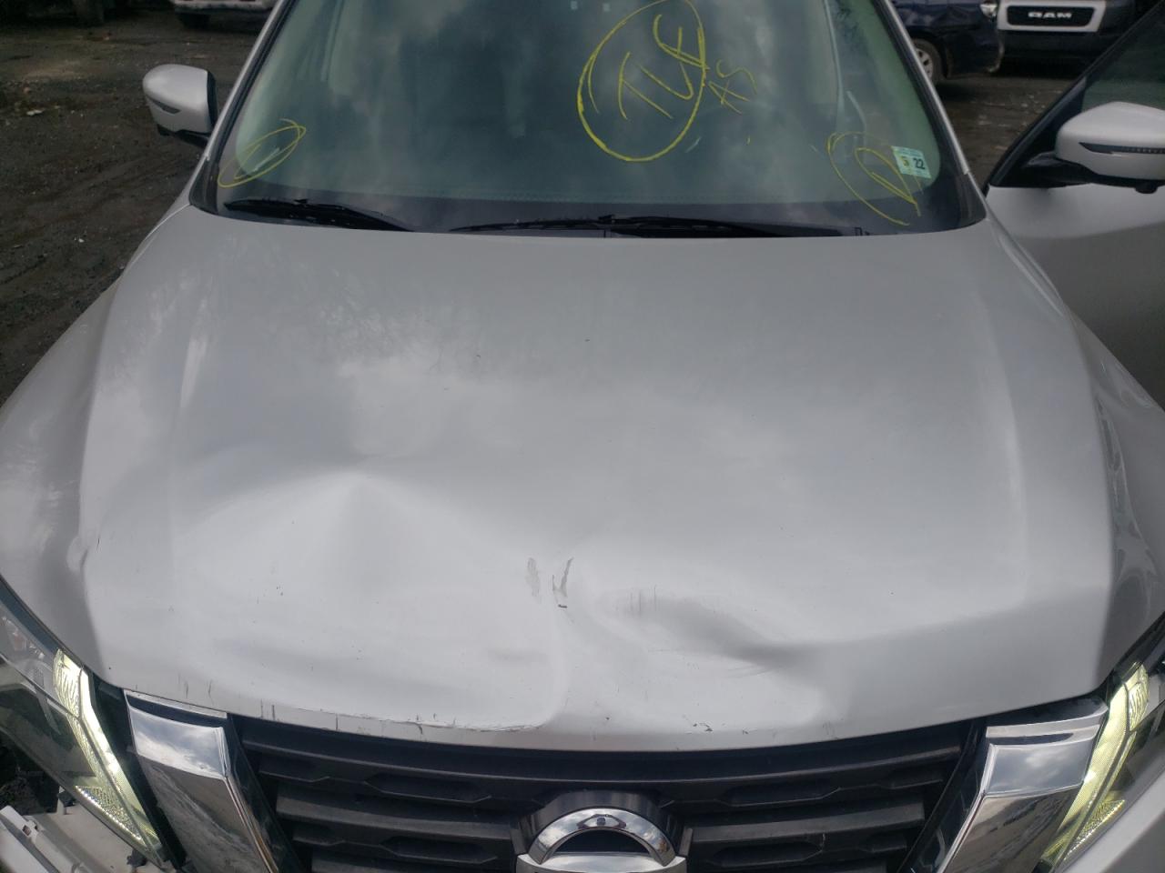 Photo 7 from auction – 2017 NISSAN PATHFINDER with VIN 5N1DR2MM6HC675759