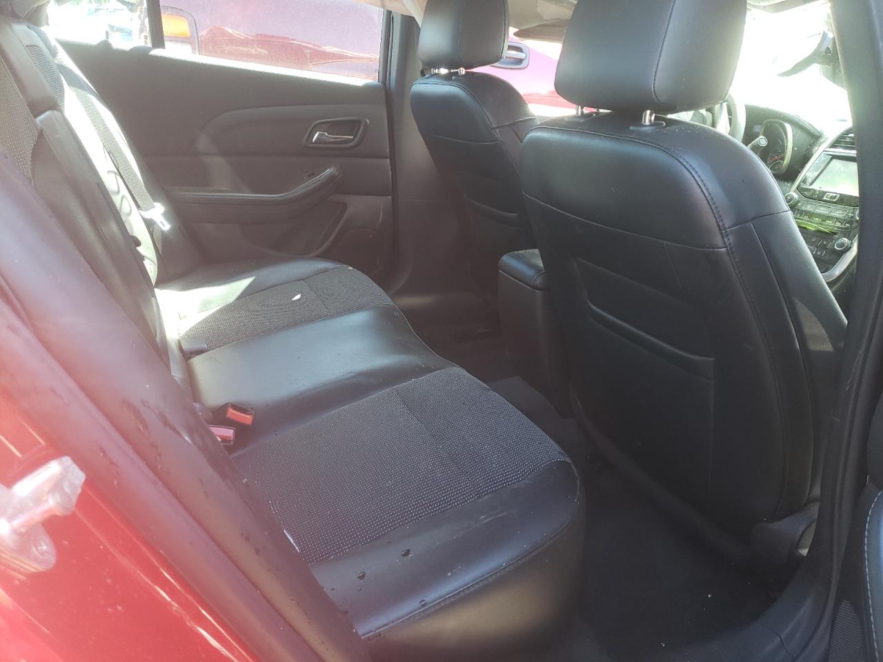 Photo 6 from auction – 2014 CHEVROLET MALIBU 1LT with VIN 1G11C5SL0EF276983
