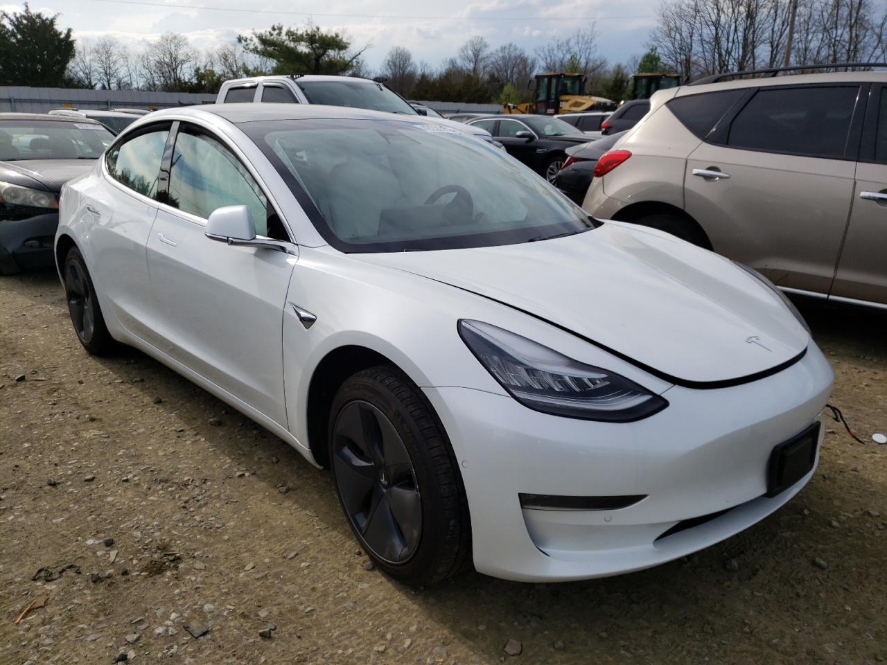 TESLA MODEL 3 2020 with VIN 5YJ3E1EB5LF639690 - Photo from auction