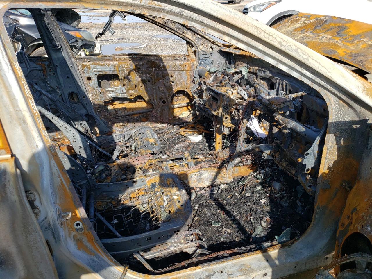 Photo 5 from auction – 2012 TOYOTA CAMRY BASE with VIN 4T4BF1FK0CR169701
