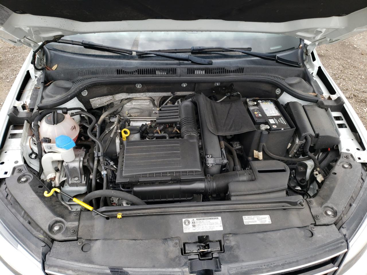 Photo 7 from auction – 2017 VOLKSWAGEN JETTA SE with VIN 3VWDB7AJ8HM384594