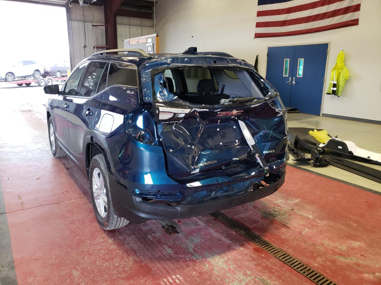 Photo 3 from auction – 2020 GMC TERRAIN SL with VIN 3GKALTEV4LL289994