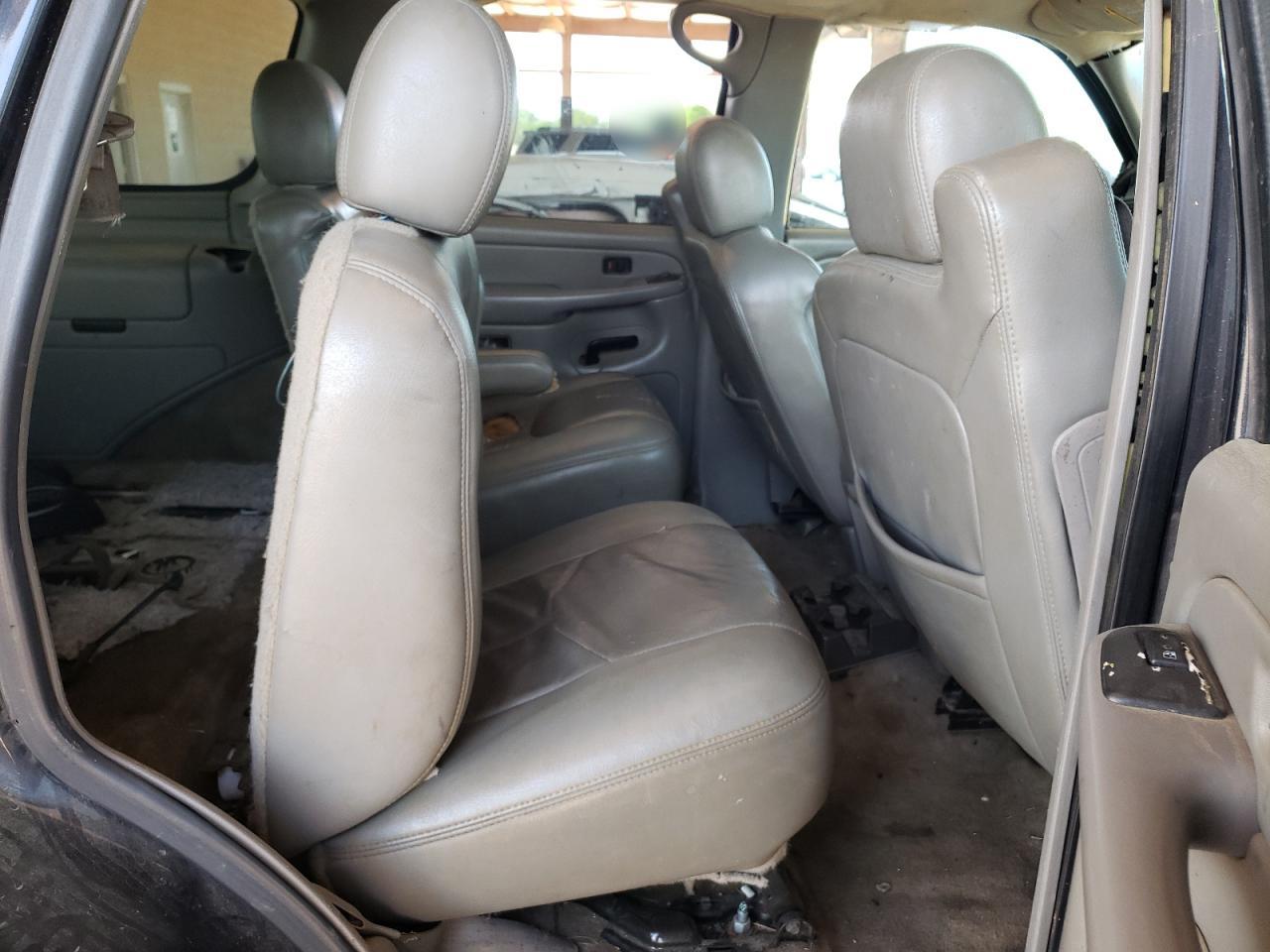 Photo 6 from auction – 2005 GMC YUKON with VIN 1GKEC13T65J221374