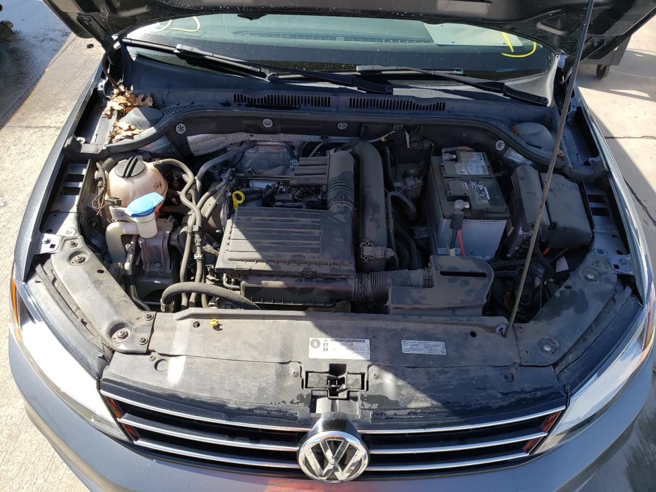 Photo 7 from auction – 2017 VOLKSWAGEN JETTA S with VIN 3VW2B7AJ5HM239925