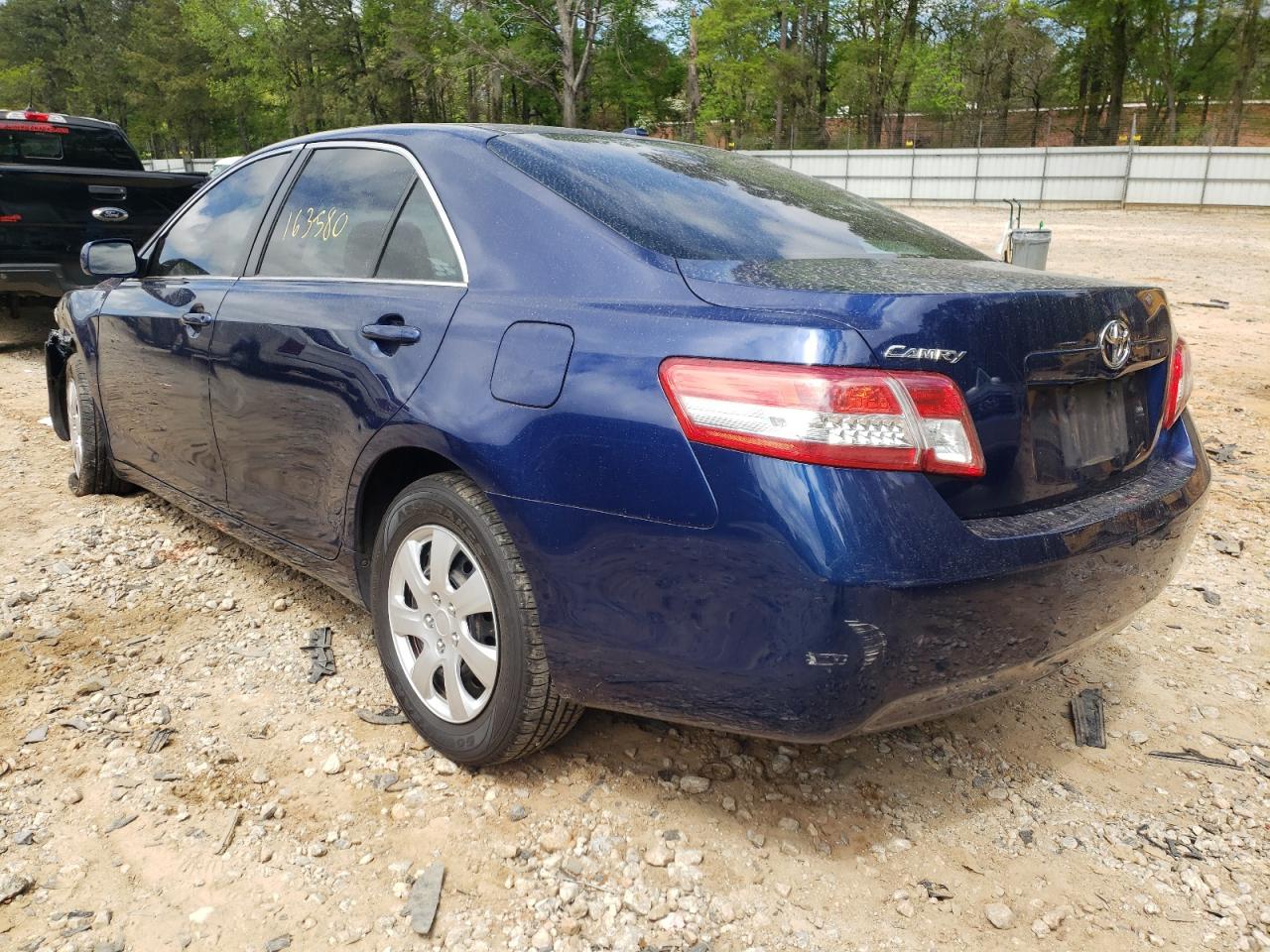 Photo 3 from auction – 2011 TOYOTA CAMRY BASE with VIN 4T1BF3EK1BU630989