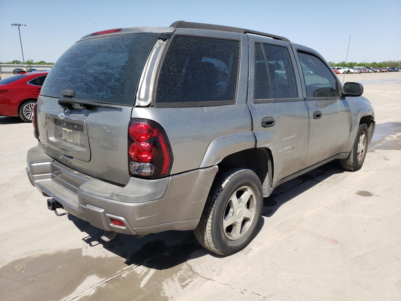 Photo 4 from auction – 2005 CHEVROLET TRAILBLAZE with VIN 1GNDS13S552245894