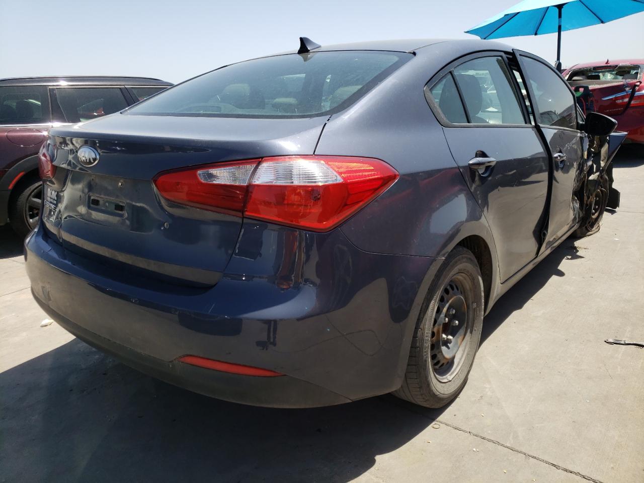 Photo 4 from auction – 2014 KIA FORTE LX with VIN KNAFK4A66E5059933