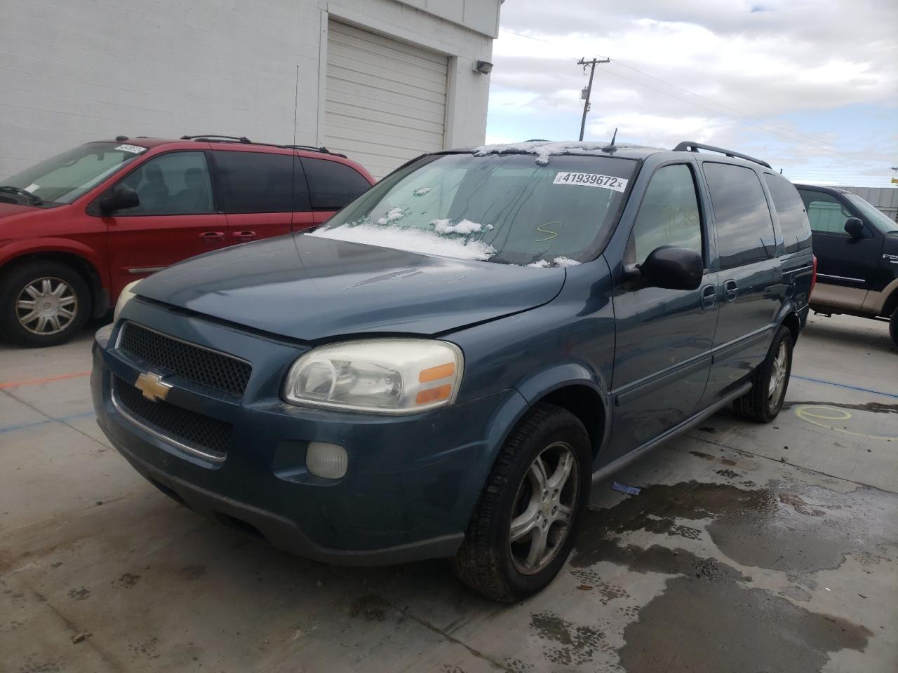 Photo 2 from auction – 2005 CHEVROLET UPLANDER L with VIN 1GNDV23L95D180736