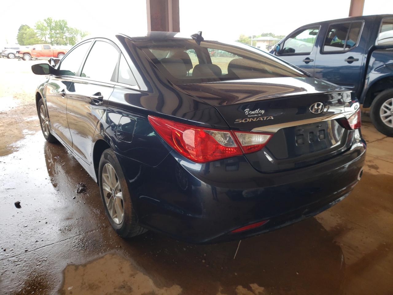 Photo 3 from auction – 2013 HYUNDAI SONATA GLS with VIN 5NPEB4AC2DH555394