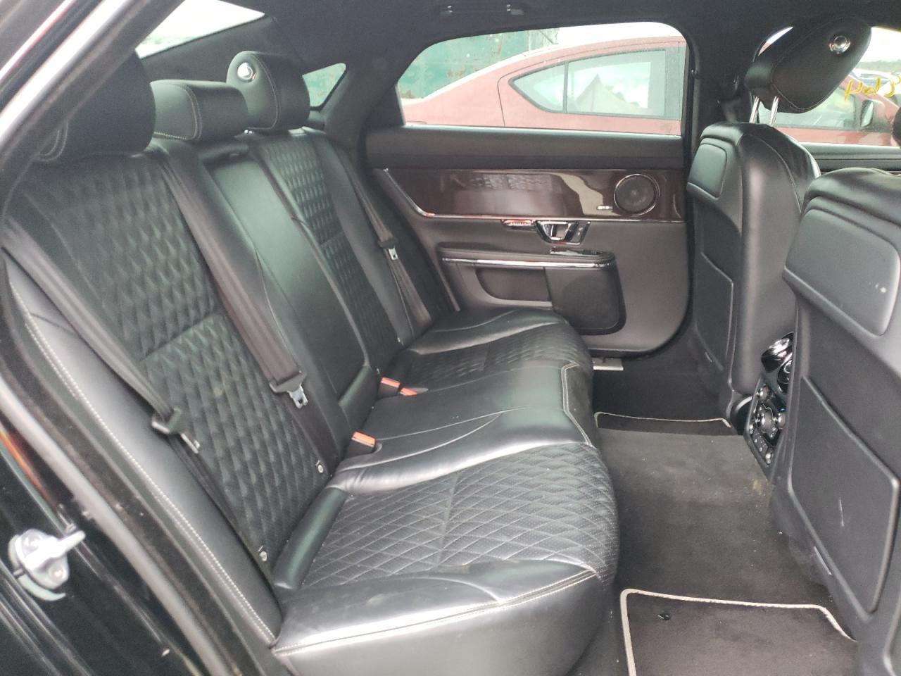 Photo 6 from auction – 2016 JAGUAR XJL SUPERC with VIN SAJWA2GE1GMV98379