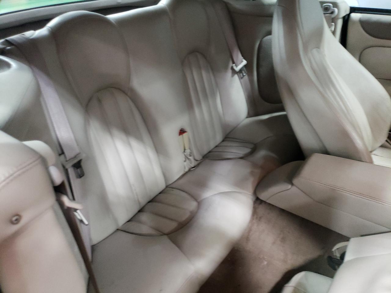 Photo 6 from auction – 1997 JAGUAR XK8 with VIN SAJGX2742VC012527