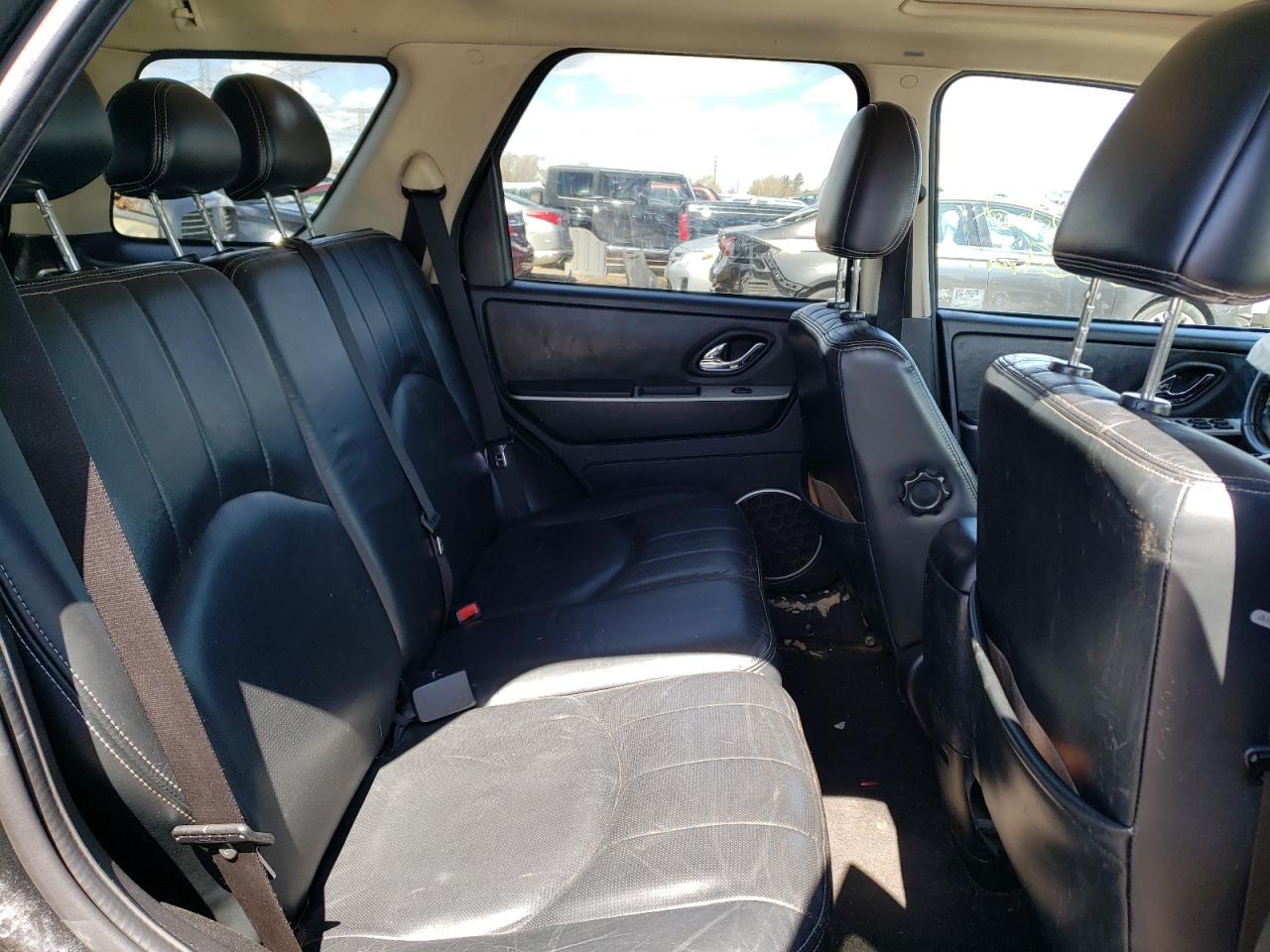 Photo 6 from auction – 2005 MERCURY MARINER with VIN 4M2CU56185DJ31539