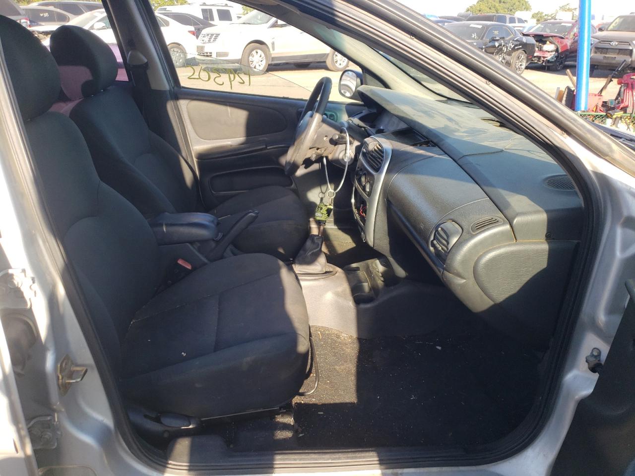 Photo 5 from auction – 2005 DODGE NEON SXT with VIN 1B3ES56C25D286112