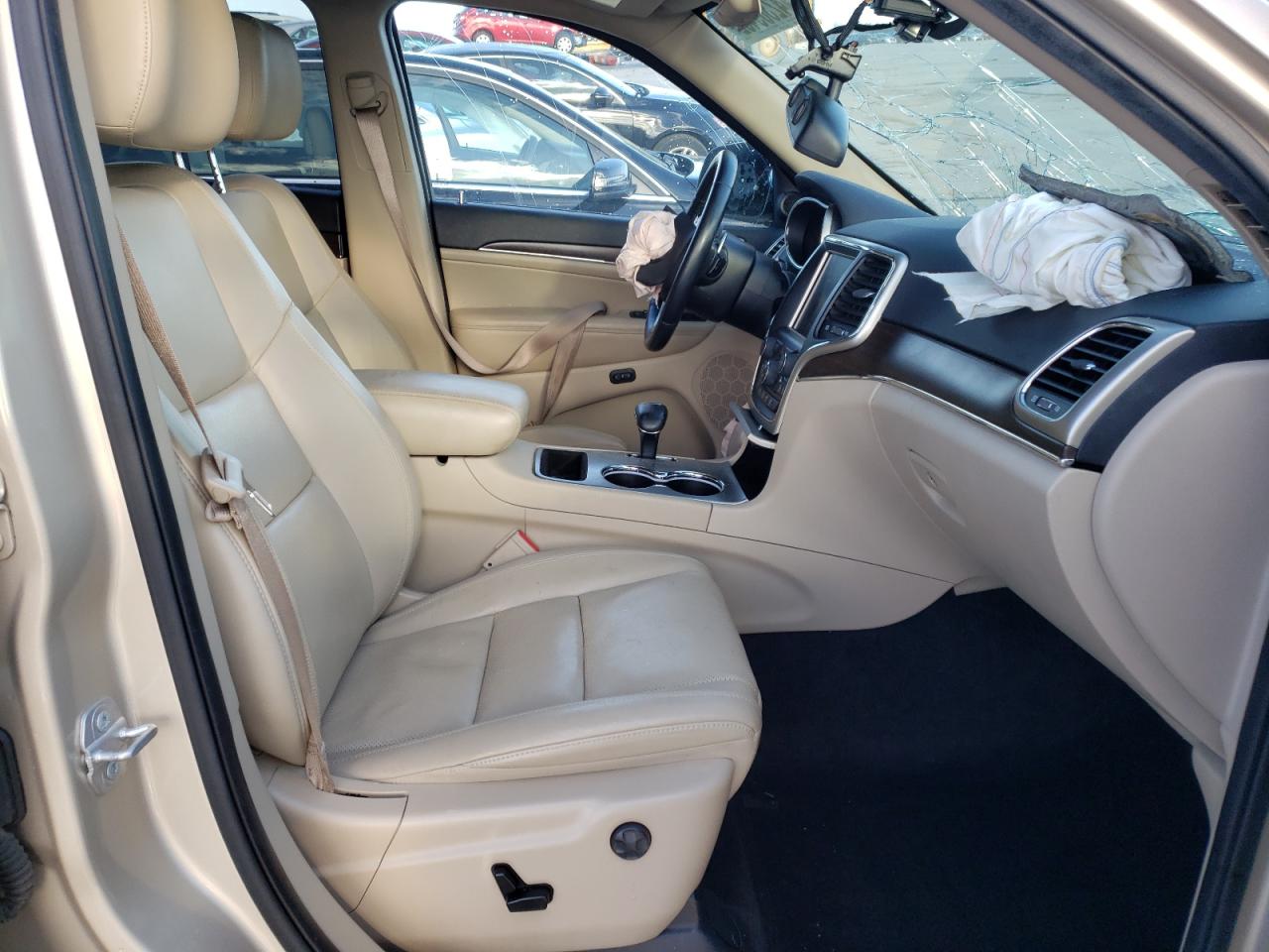 Photo 5 from auction – 2015 JEEP GRAND CHER with VIN 1C4RJEBG2FC144068