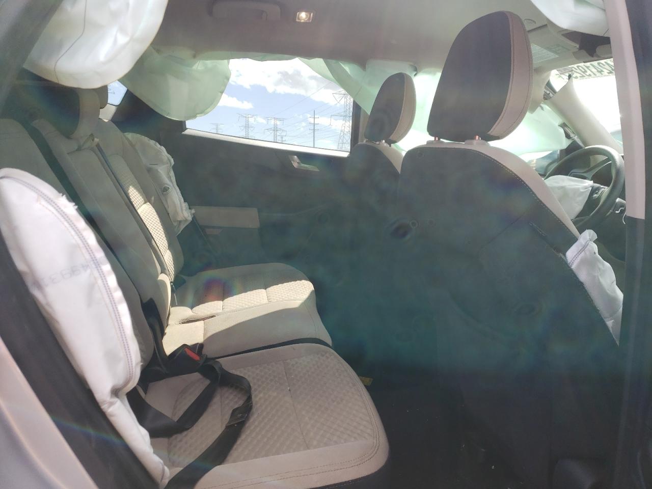 Photo 18 from auction – 2020 FORD ESCAPE SE with VIN 1FMCU9G60LUA26512