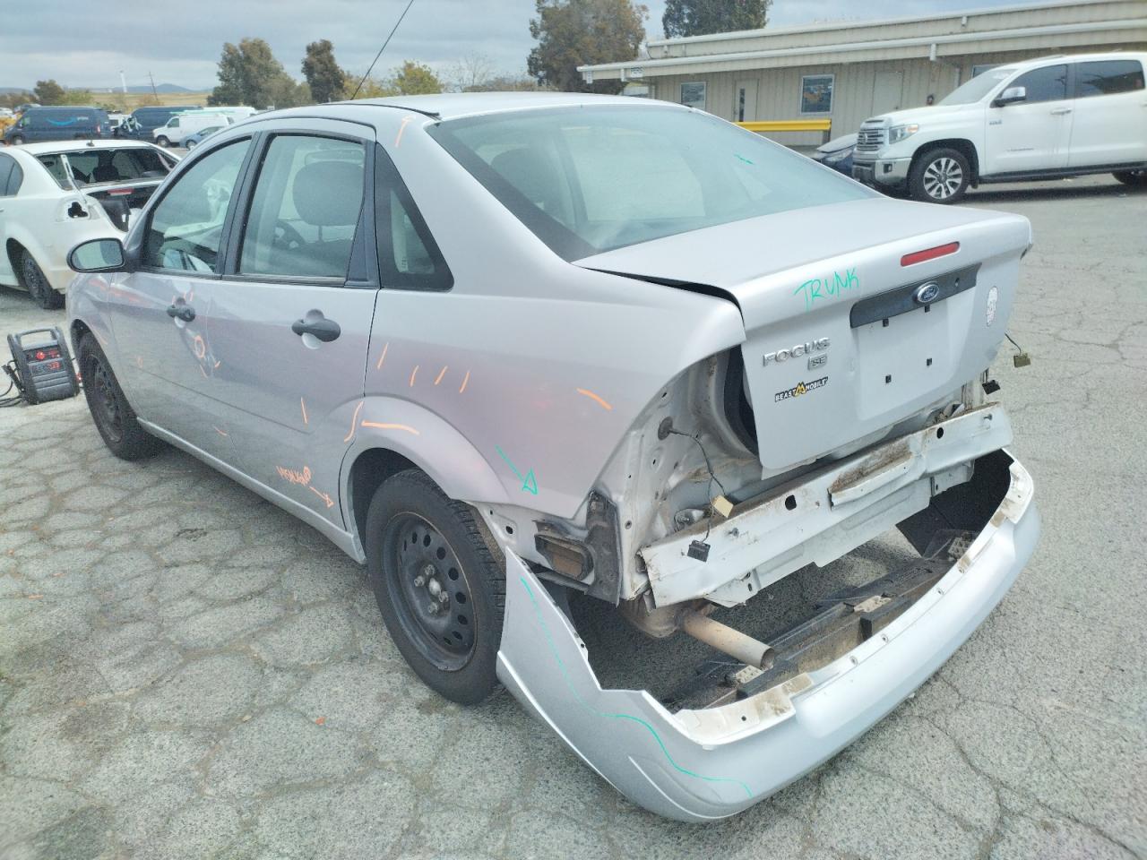 Photo 3 from auction – 2007 FORD FOCUS ZX4 with VIN 1FAFP34N37W312680