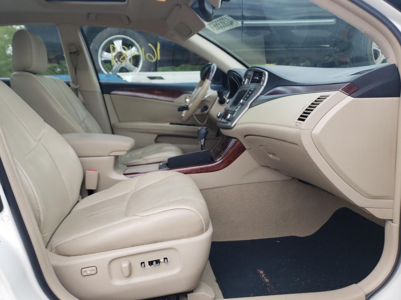 Photo 5 from auction – 2011 TOYOTA AVALON BAS with VIN 4T1BK3DB5BU397146