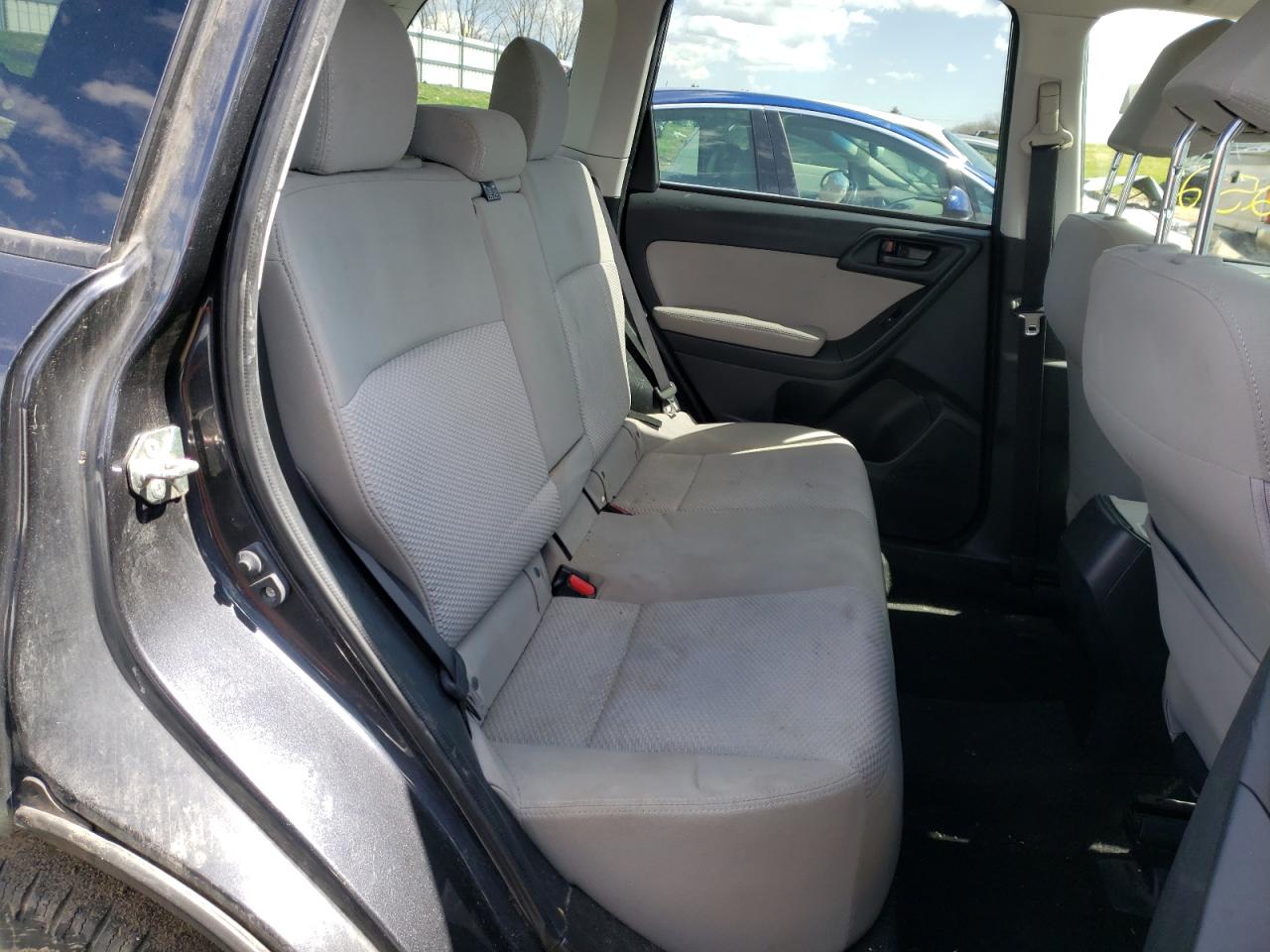 Photo 6 from auction – 2016 SUBARU FORESTER 2 with VIN JF2SJADC1GH562292
