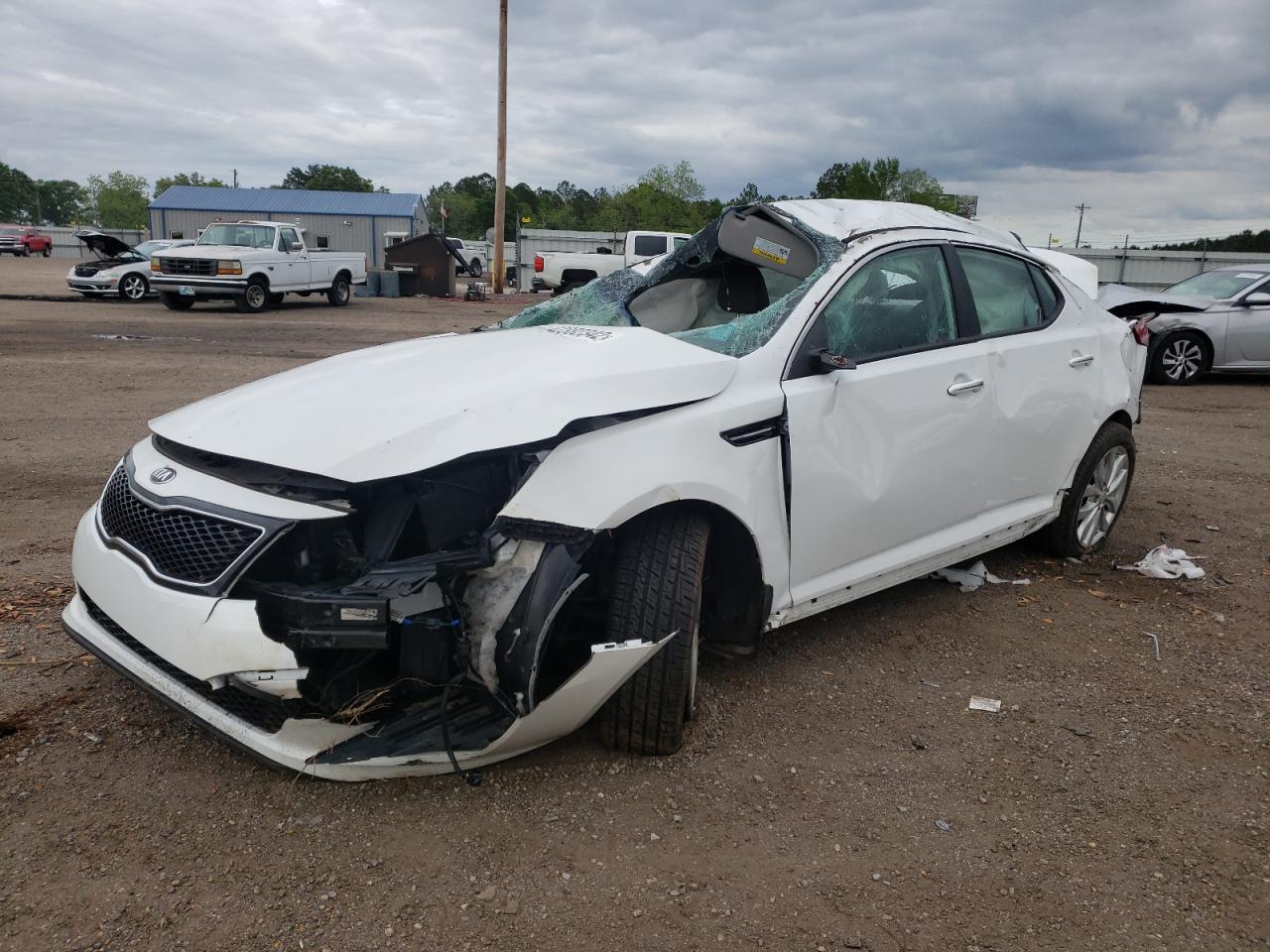 Photo 2 from auction – 2015 KIA OPTIMA EX with VIN 5XXGN4A70FG429178