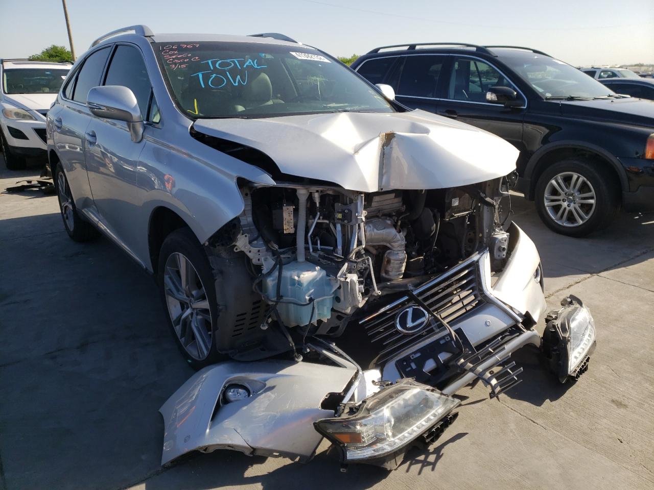 LEXUS RX 350 2015 مع رقم تعريف المركبة 2T2ZK1BA1FC149931 - صورة من المزاد
