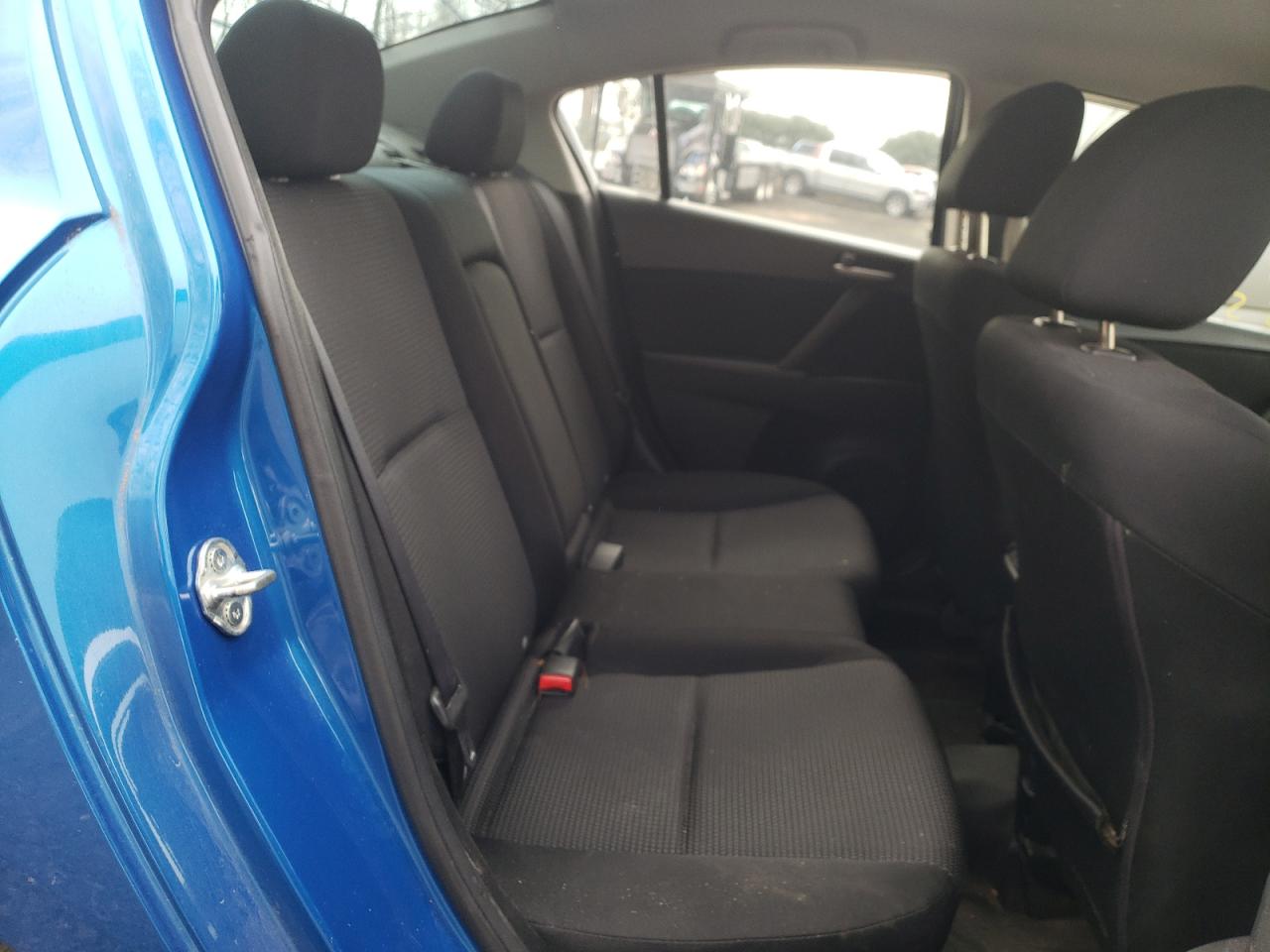 Photo 6 from auction – 2012 MAZDA 3 I with VIN JM1BL1V84C1600927