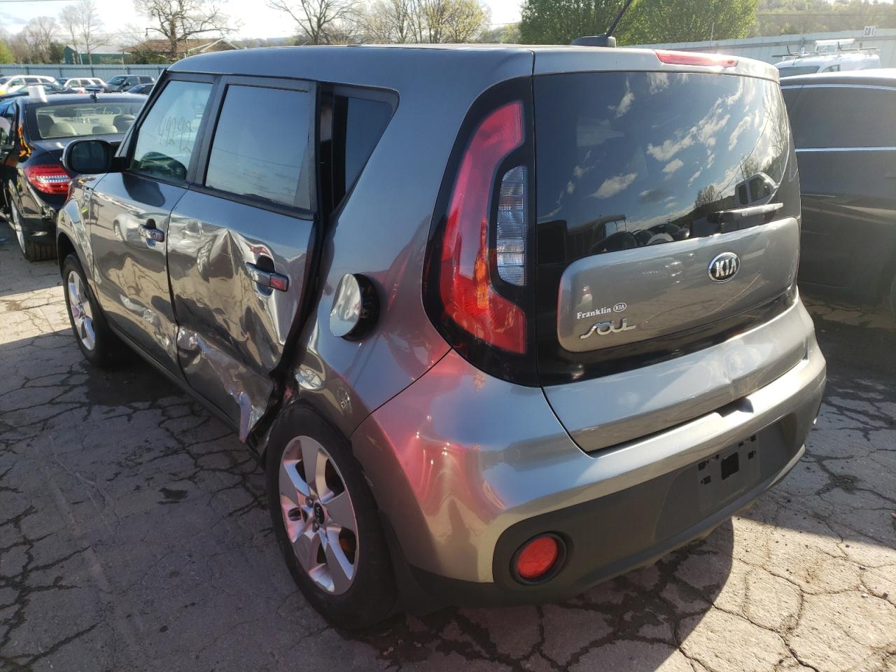 Photo 3 from auction – 2017 KIA SOUL with VIN KNDJN2A25H7422639