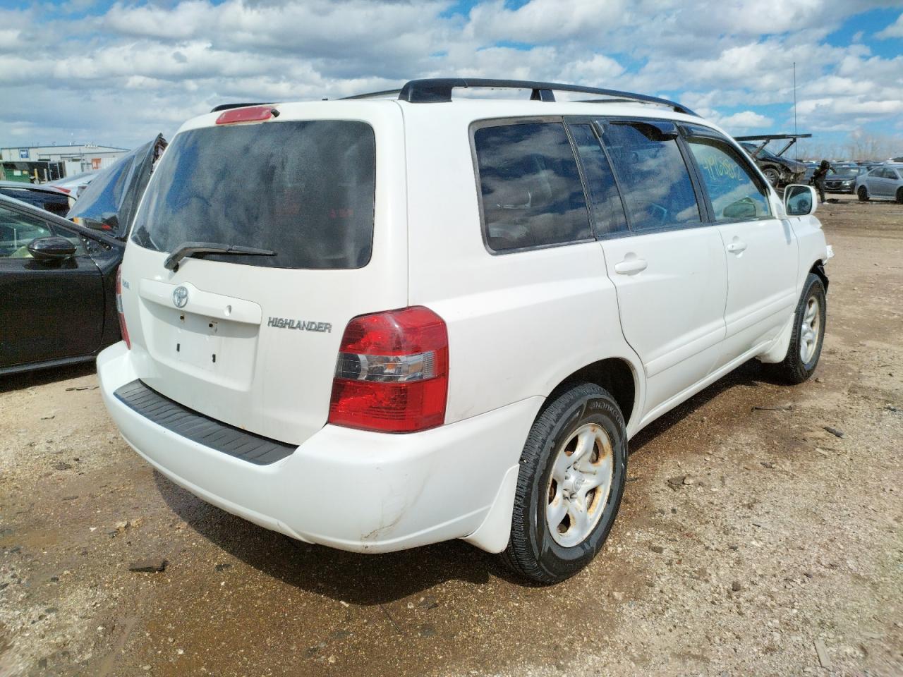 Photo 4 from auction – 2006 TOYOTA HIGHLANDER with VIN JTEGD21A960152966