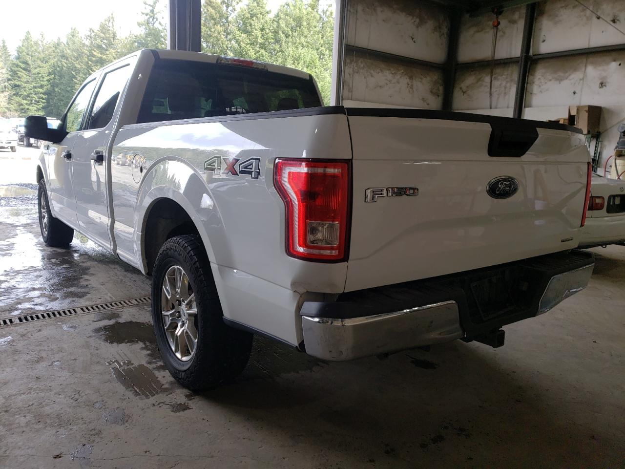 Photo 3 from auction – 2015 FORD F150 SUPER with VIN 1FTFW1EF9FFB49332