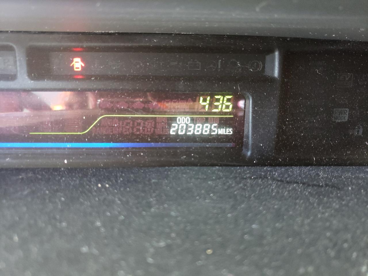 Photo 8 from auction – 2013 TOYOTA PRIUS V with VIN JTDZN3EU2D3260877