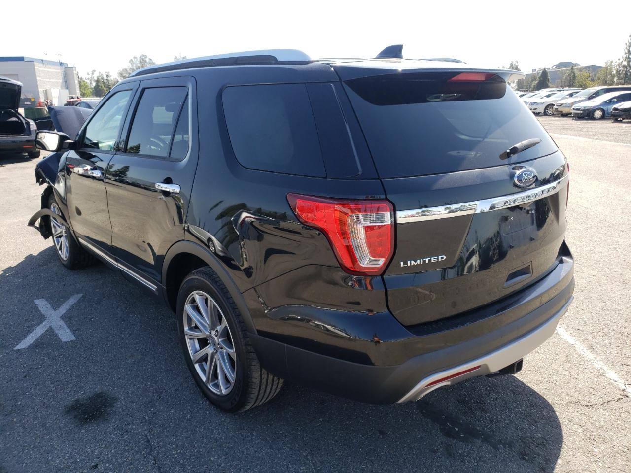 Photo 3 from auction – 2017 FORD EXPLORER L with VIN 1FM5K7F81HGC69533