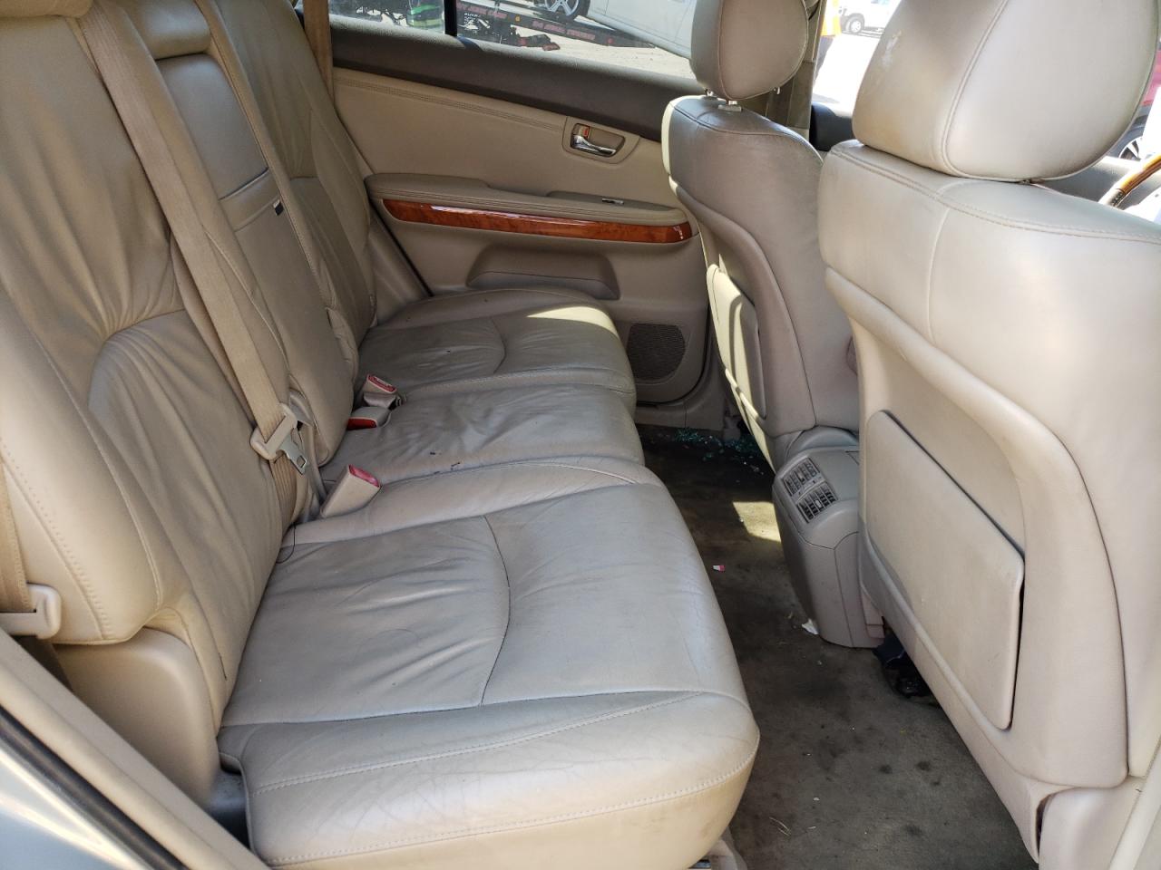 Photo 6 from auction – 2004 LEXUS RX 330 with VIN JTJHA31U140031585