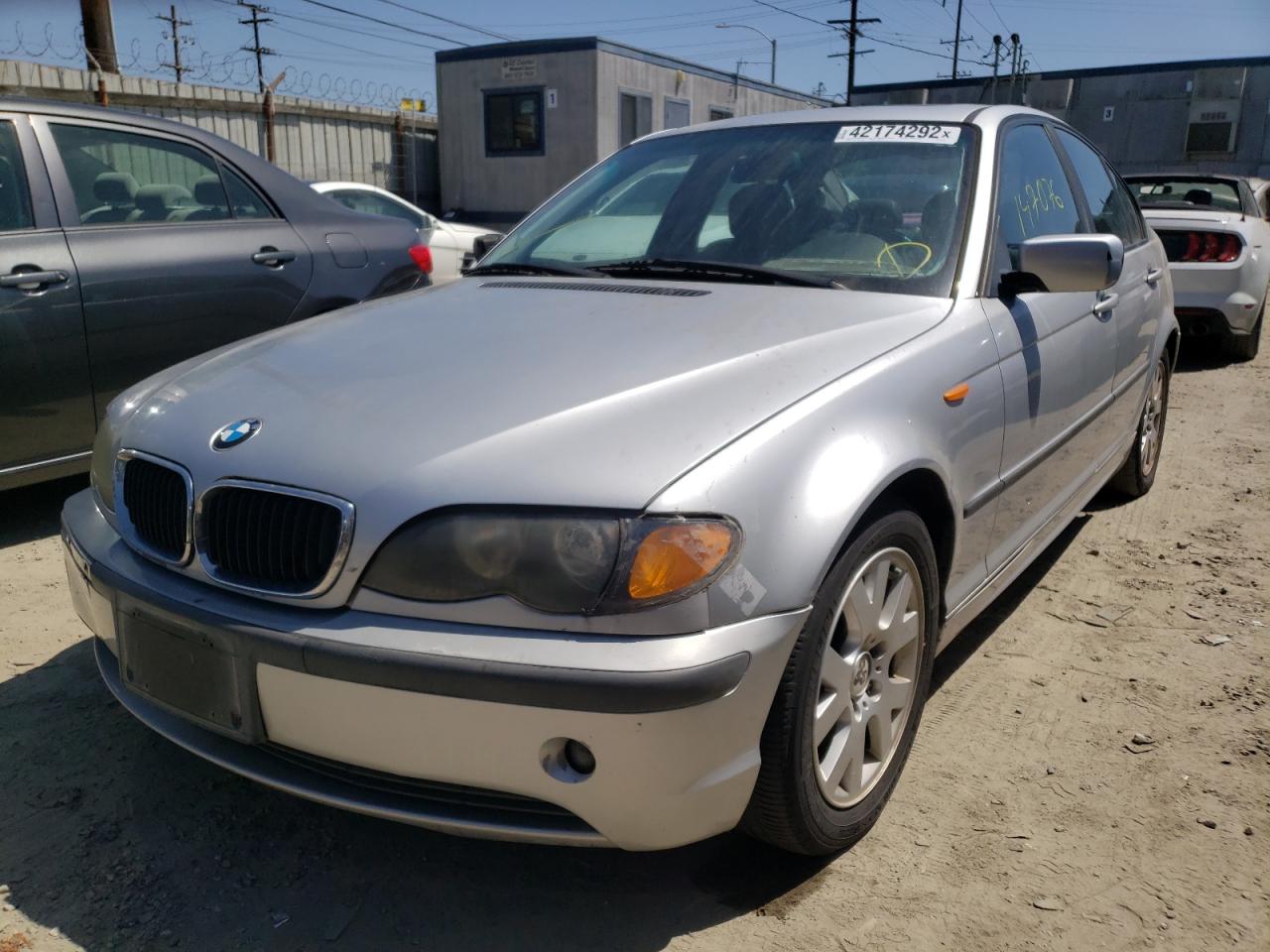 Photo 2 from auction – 2002 BMW 325 I with VIN WBAET37422NG81131