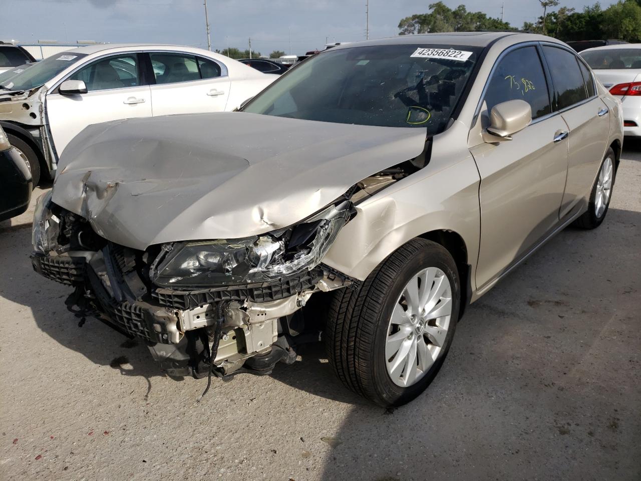 Photo 2 from auction – 2014 HONDA ACCORD EXL with VIN 1HGCR3F87EA024378