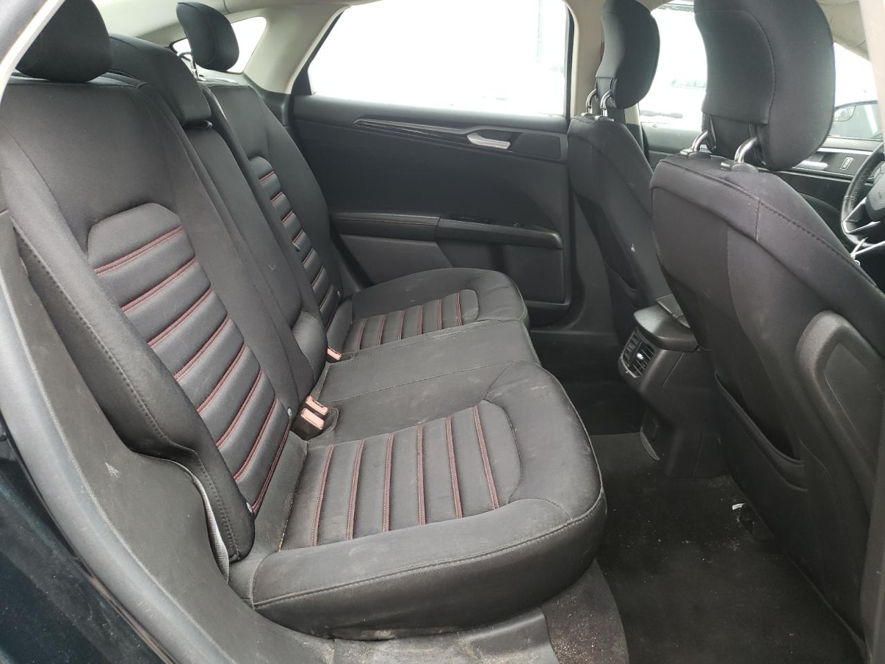 Photo 6 from auction – 2014 FORD FUSION SE with VIN 3FA6P0HD0ER125140
