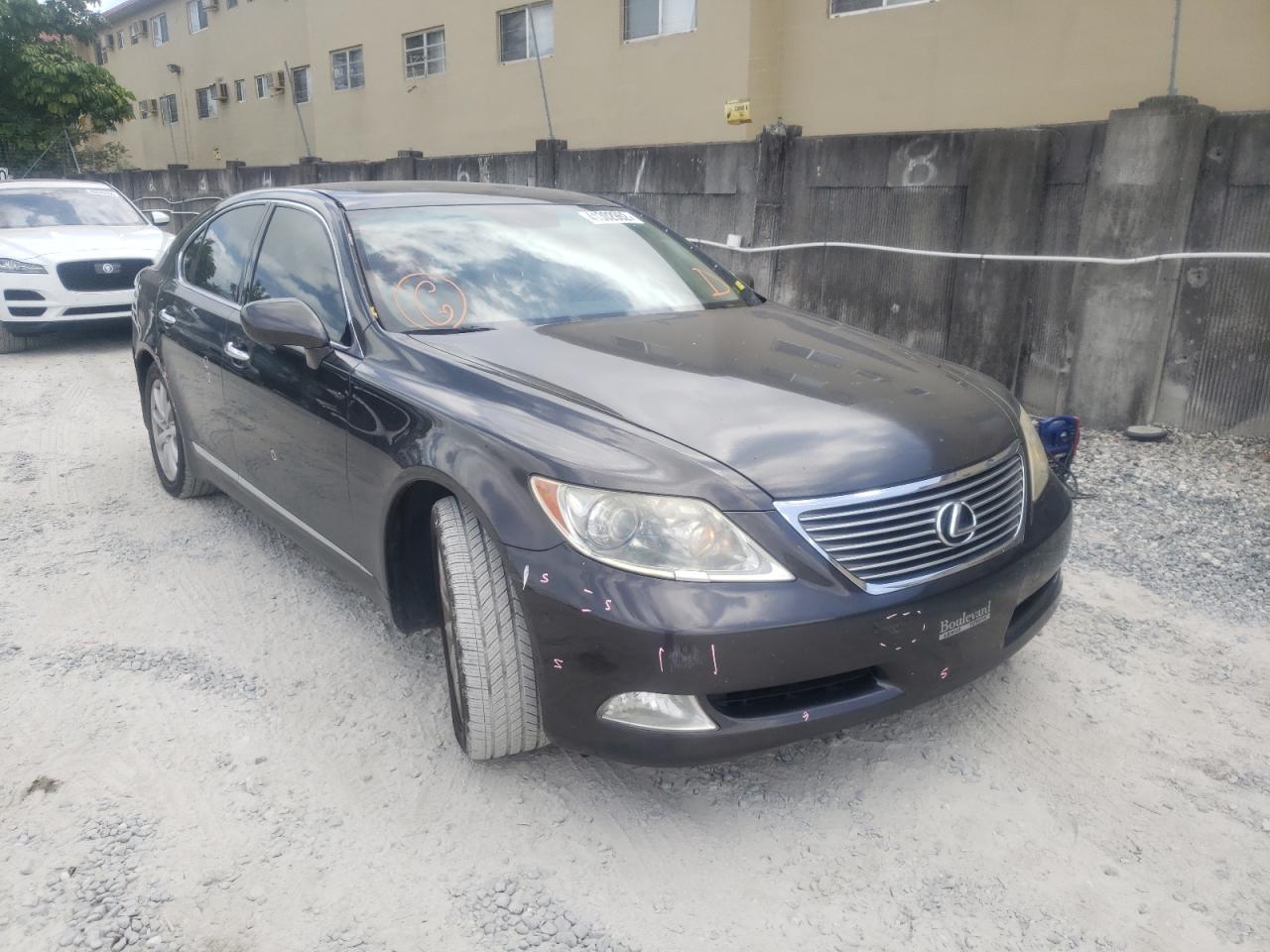 LEXUS LS 460 2008 with VIN JTHBL46F585052806 - Photo from auction